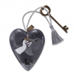 Art Hearts Mr. and Mrs.